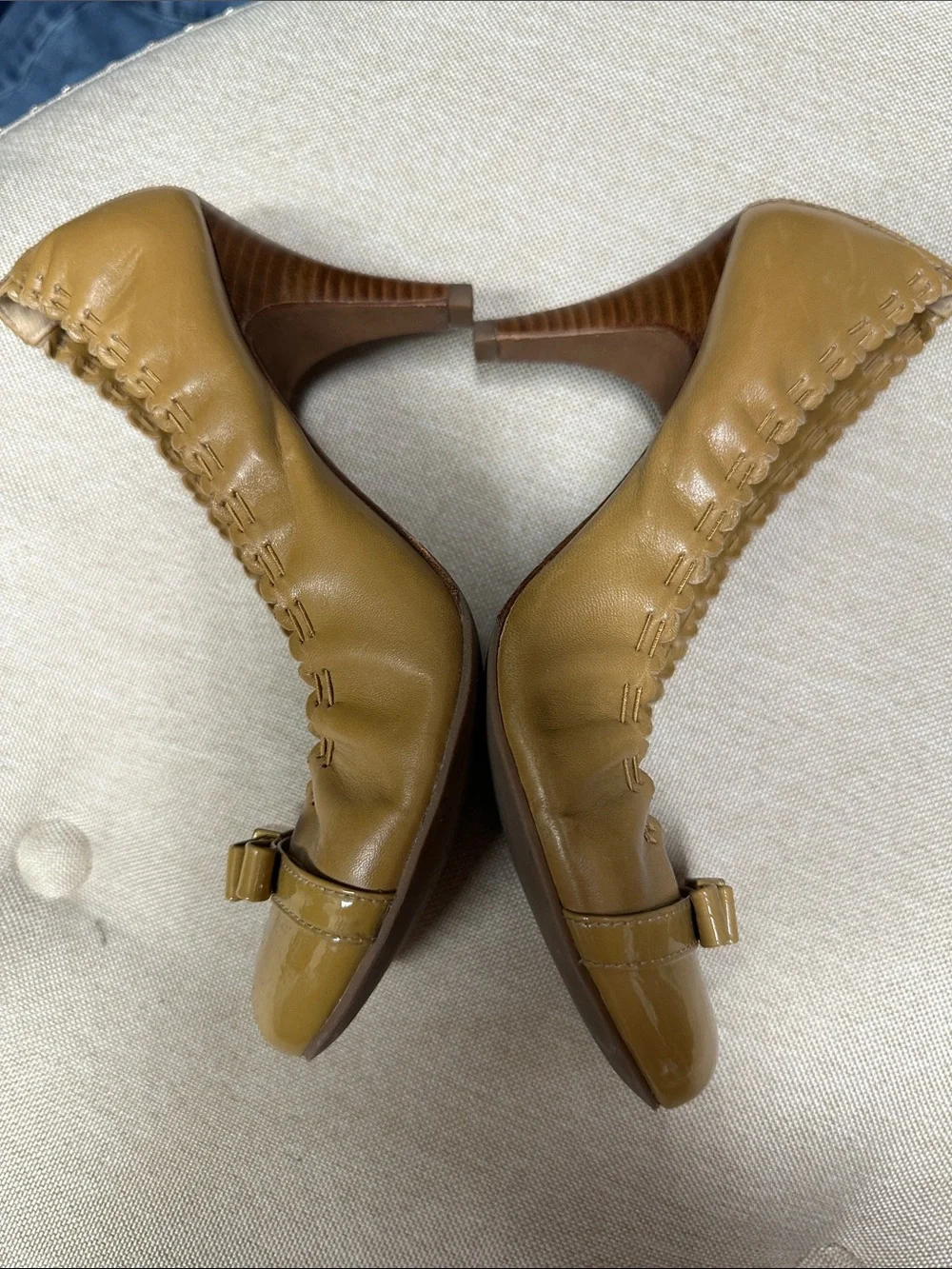 Tory Burch Round-Toe Heels size 6.5